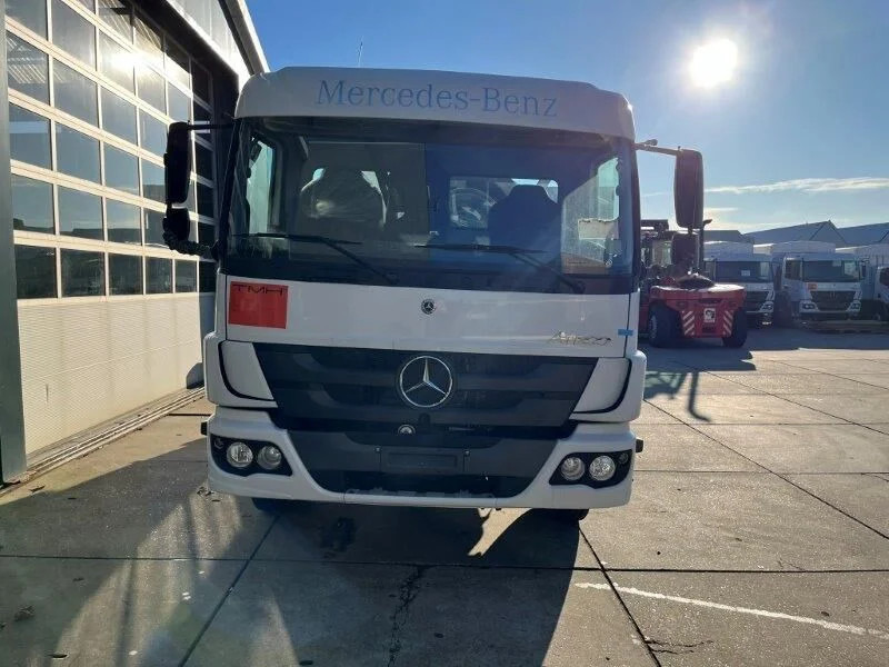 Mercedes-Benz Atego 1418 4x2 Fuel Tank Truck - Kamion cisterna: slika Mercedes-Benz Atego 1418 4x2 Fuel Tank Truck - Kamion cisterna Mercedes-Benz Atego 1418 4x2 Fuel Tank Truck - Kamion cisterna: slika Mercedes-Benz Atego 1418 4x2 Fuel Tank Truck - Kamion cisterna