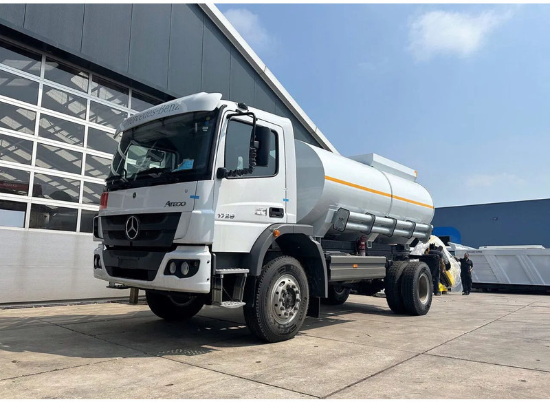 Mercedes-Benz Atego 1725 4×4 Fuel Tank Truck - Kamion cisterna: slika Mercedes-Benz Atego 1725 4×4 Fuel Tank Truck - Kamion cisterna Mercedes-Benz Atego 1725 4×4 Fuel Tank Truck - Kamion cisterna: slika Mercedes-Benz Atego 1725 4×4 Fuel Tank Truck - Kamion cisterna