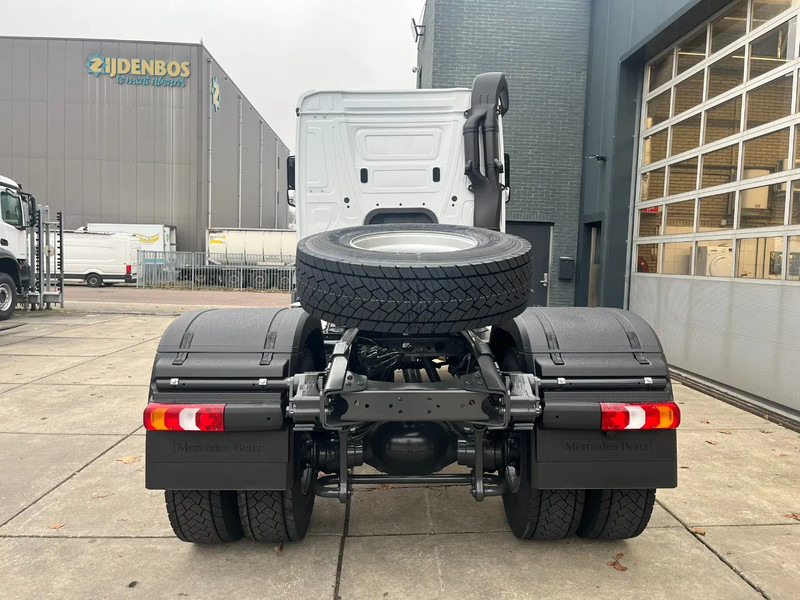 Mercedes-Benz Actros 2045 S 4x2 Tractor Head - Tegljač: slika Mercedes-Benz Actros 2045 S 4x2 Tractor Head - Tegljač Mercedes-Benz Actros 2045 S 4x2 Tractor Head - Tegljač: slika Mercedes-Benz Actros 2045 S 4x2 Tractor Head - Tegljač