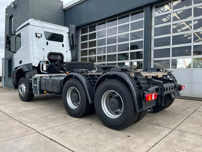 Mercedes-Benz Actros 3340 S 6x4 Tractor Head - Tegljač: slika Mercedes-Benz Actros 3340 S 6x4 Tractor Head - Tegljač Mercedes-Benz Actros 3340 S 6x4 Tractor Head - Tegljač: slika Mercedes-Benz Actros 3340 S 6x4 Tractor Head - Tegljač