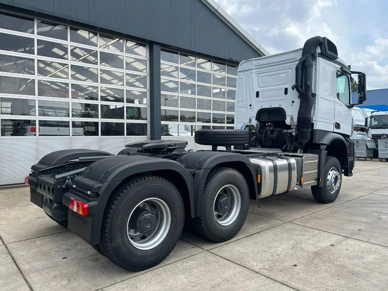 Novi Tegljač Mercedes-Benz Actros 3348 S 6x4 Tractor Head: slika Novi Tegljač Mercedes-Benz Actros 3348 S 6x4 Tractor Head