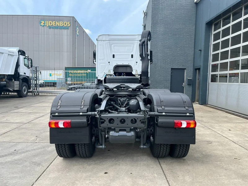 Mercedes-Benz Actros 3348 S 6x4 Tractor Head - Tegljač: slika Mercedes-Benz Actros 3348 S 6x4 Tractor Head - Tegljač Mercedes-Benz Actros 3348 S 6x4 Tractor Head - Tegljač: slika Mercedes-Benz Actros 3348 S 6x4 Tractor Head - Tegljač