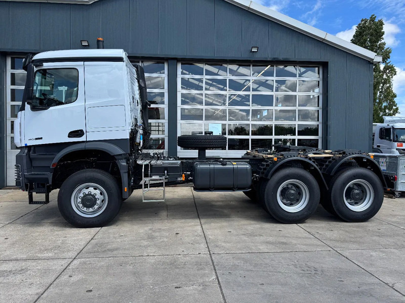 Mercedes-Benz Arocs 4058 AS 6x6 Tractor Head 180T Push Pull EURO-3 - Tegljač: slika Mercedes-Benz Arocs 4058 AS 6x6 Tractor Head 180T Push Pull EURO-3 - Tegljač Mercedes-Benz Arocs 4058 AS 6x6 Tractor Head 180T Push Pull EURO-3 - Tegljač: slika Mercedes-Benz Arocs 4058 AS 6x6 Tractor Head 180T Push Pull EURO-3 - Tegljač