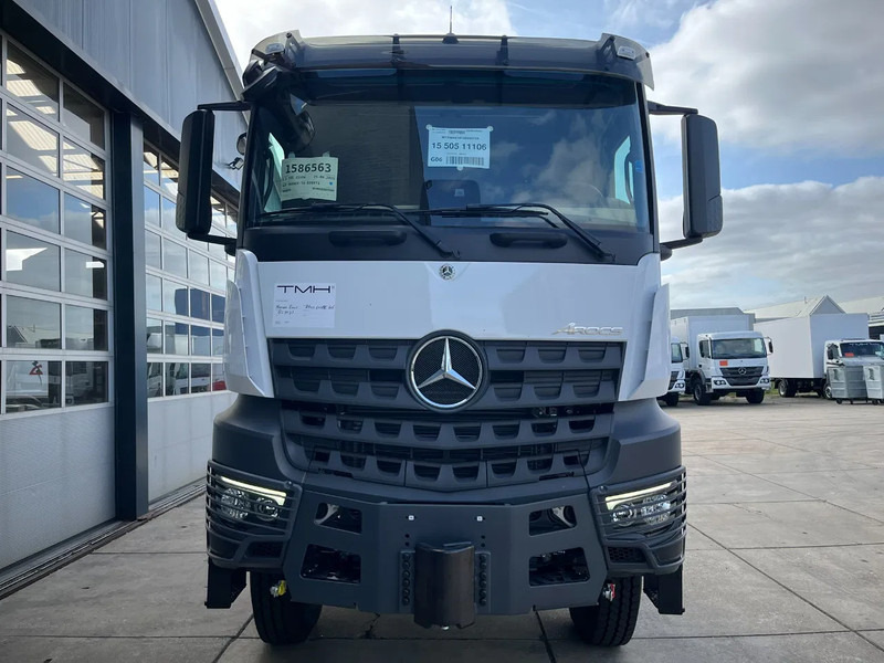 Mercedes-Benz Arocs 4058 AS 6x6 Tractor Head 180T Push Pull EURO-5 - Tegljač: slika Mercedes-Benz Arocs 4058 AS 6x6 Tractor Head 180T Push Pull EURO-5 - Tegljač Mercedes-Benz Arocs 4058 AS 6x6 Tractor Head 180T Push Pull EURO-5 - Tegljač: slika Mercedes-Benz Arocs 4058 AS 6x6 Tractor Head 180T Push Pull EURO-5 - Tegljač