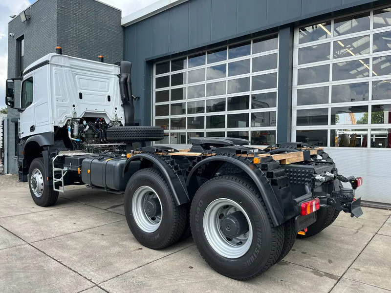 Mercedes-Benz Arocs 4058 AS 6x6 Tractor Head 180T Push Pull (Pre order) - Tegljač: slika Mercedes-Benz Arocs 4058 AS 6x6 Tractor Head 180T Push Pull (Pre order) - Tegljač Mercedes-Benz Arocs 4058 AS 6x6 Tractor Head 180T Push Pull (Pre order) - Tegljač: slika Mercedes-Benz Arocs 4058 AS 6x6 Tractor Head 180T Push Pull (Pre order) - Tegljač