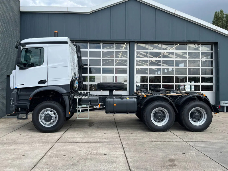 Mercedes-Benz Arocs 4058 AS 6x6 Tractor Head 180T Push Pull (Pre order) - Tegljač: slika Mercedes-Benz Arocs 4058 AS 6x6 Tractor Head 180T Push Pull (Pre order) - Tegljač Mercedes-Benz Arocs 4058 AS 6x6 Tractor Head 180T Push Pull (Pre order) - Tegljač: slika Mercedes-Benz Arocs 4058 AS 6x6 Tractor Head 180T Push Pull (Pre order) - Tegljač