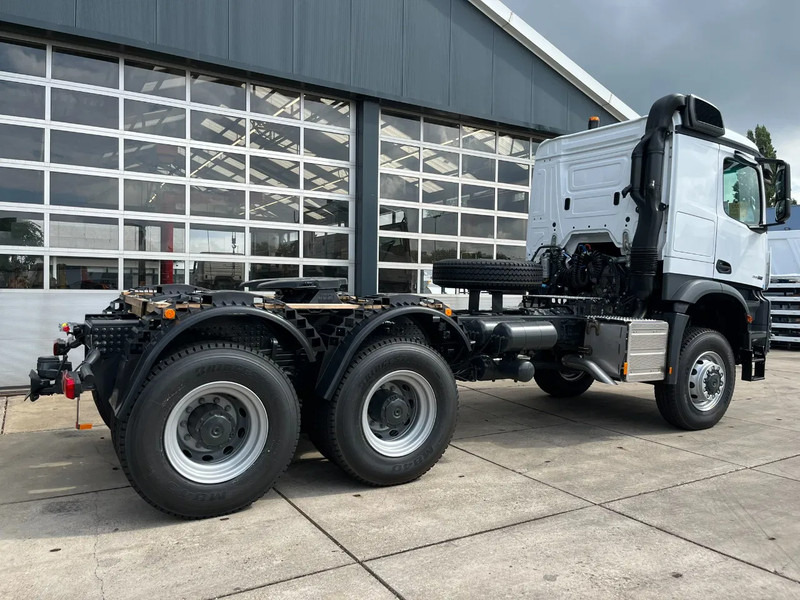 Mercedes-Benz Arocs 4058 AS 6x6 Tractor Head 180T Push Pull (Pre order) - Tegljač: slika Mercedes-Benz Arocs 4058 AS 6x6 Tractor Head 180T Push Pull (Pre order) - Tegljač Mercedes-Benz Arocs 4058 AS 6x6 Tractor Head 180T Push Pull (Pre order) - Tegljač: slika Mercedes-Benz Arocs 4058 AS 6x6 Tractor Head 180T Push Pull (Pre order) - Tegljač