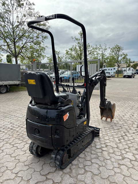 Cat 300.9D - Mini bager: slika Cat 300.9D - Mini bager Cat 300.9D - Mini bager: slika Cat 300.9D - Mini bager