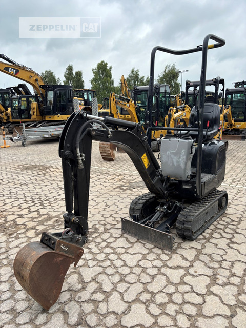 Cat 300.9D - Mini bager: slika Cat 300.9D - Mini bager Cat 300.9D - Mini bager: slika Cat 300.9D - Mini bager