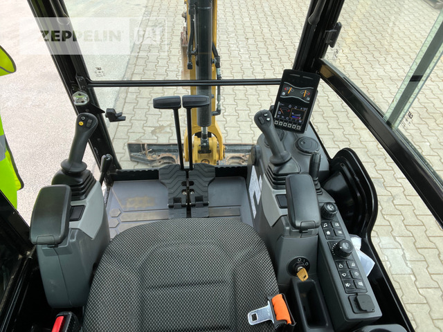 Mini bager Cat 301.8-05A: slika Mini bager Cat 301.8-05A