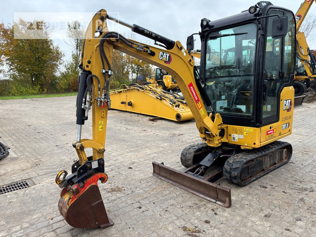 Cat 301.8-05A - Mini bager: slika Cat 301.8-05A - Mini bager Cat 301.8-05A - Mini bager: slika Cat 301.8-05A - Mini bager