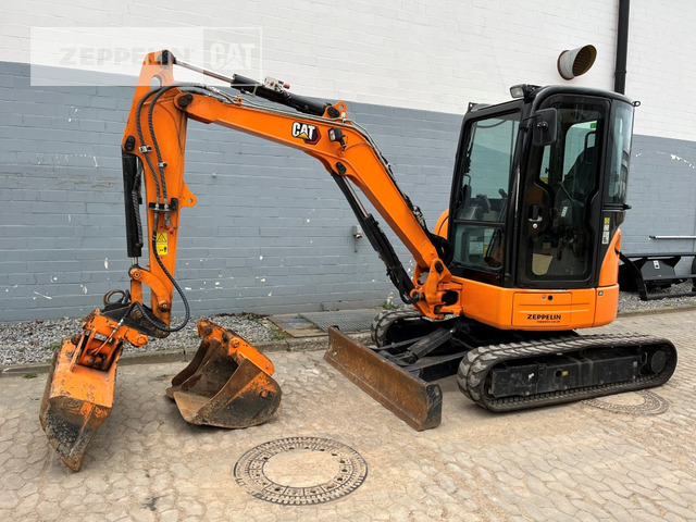 Cat 303.5ECR - Mini bager: slika Cat 303.5ECR - Mini bager Cat 303.5ECR - Mini bager: slika Cat 303.5ECR - Mini bager
