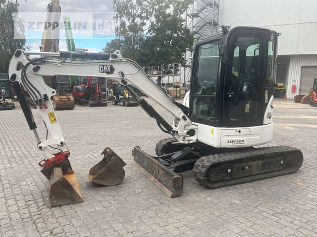 Cat 303.5ECR - Mini bager: slika Cat 303.5ECR - Mini bager Cat 303.5ECR - Mini bager: slika Cat 303.5ECR - Mini bager
