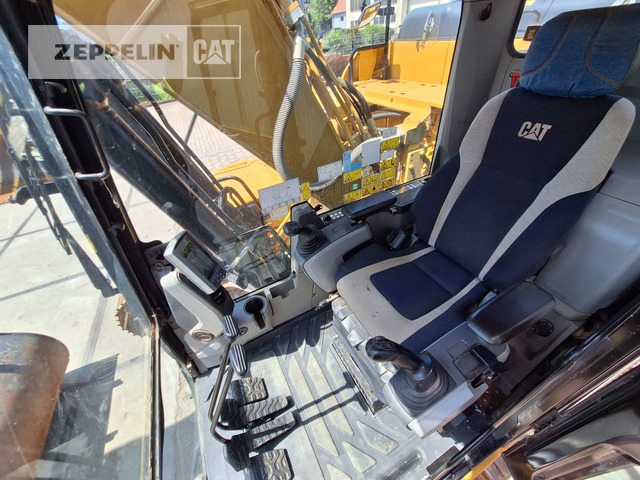Bager gusjeničar Cat 320FL: slika Bager gusjeničar Cat 320FL