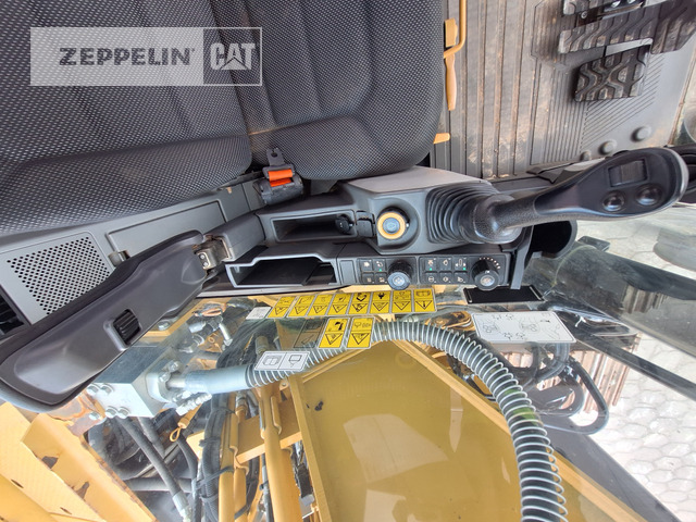 Bager gusjeničar Cat 320GC: slika Bager gusjeničar Cat 320GC