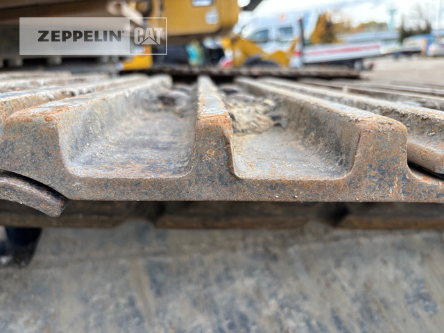 Bager gusjeničar Cat 330-07: slika Bager gusjeničar Cat 330-07 Bager gusjeničar Cat 330-07: slika Bager gusjeničar Cat 330-07