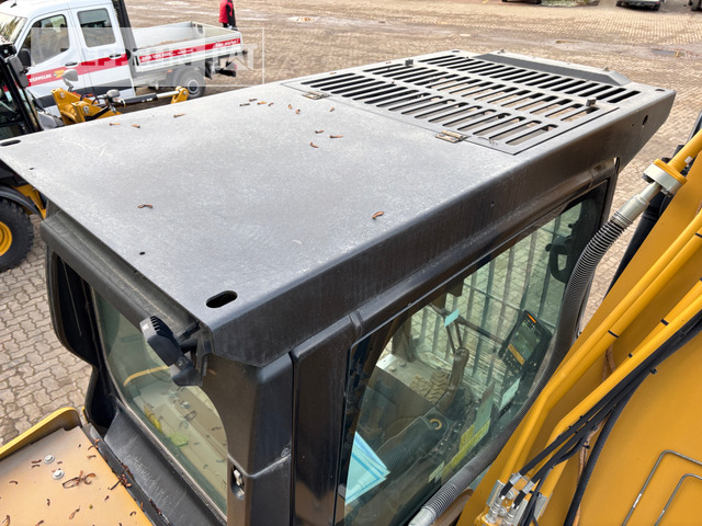 Bager gusjeničar Cat 330-07: slika Bager gusjeničar Cat 330-07 Bager gusjeničar Cat 330-07: slika Bager gusjeničar Cat 330-07