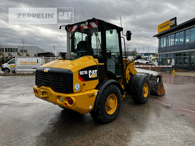 Cat 907M - Utovarivač na kotačima: slika Cat 907M - Utovarivač na kotačima Cat 907M - Utovarivač na kotačima: slika Cat 907M - Utovarivač na kotačima