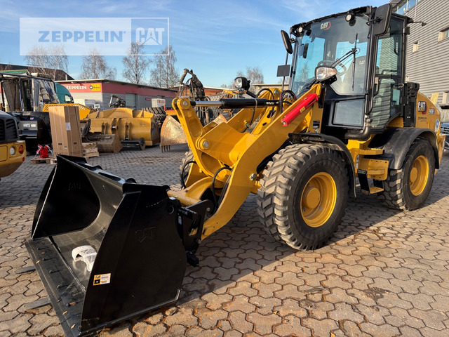 Cat 908-14 - Utovarivač na kotačima: slika Cat 908-14 - Utovarivač na kotačima Cat 908-14 - Utovarivač na kotačima: slika Cat 908-14 - Utovarivač na kotačima