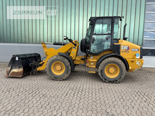 Cat 908M - Utovarivač na kotačima: slika Cat 908M - Utovarivač na kotačima Cat 908M - Utovarivač na kotačima: slika Cat 908M - Utovarivač na kotačima