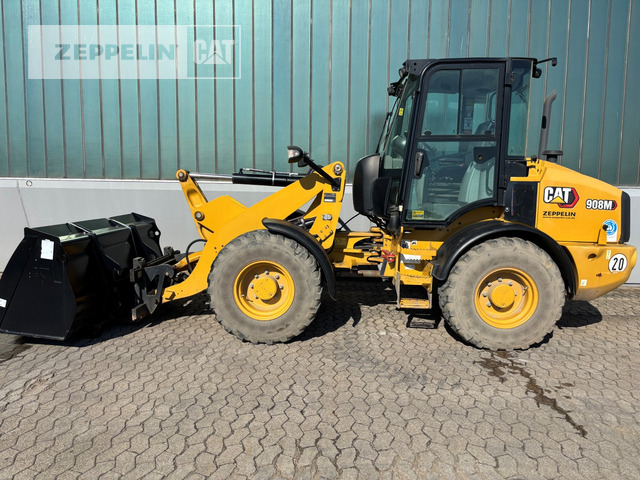 Cat 908M - Utovarivač na kotačima: slika Cat 908M - Utovarivač na kotačima Cat 908M - Utovarivač na kotačima: slika Cat 908M - Utovarivač na kotačima