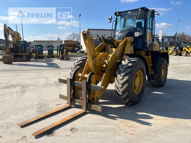 Cat 918M - Utovarivač na kotačima: slika Cat 918M - Utovarivač na kotačima Cat 918M - Utovarivač na kotačima: slika Cat 918M - Utovarivač na kotačima
