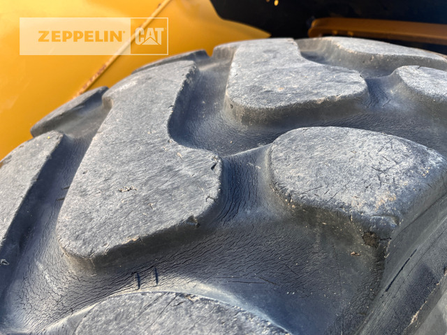 Cat 926M - Utovarivač na kotačima: slika Cat 926M - Utovarivač na kotačima Cat 926M - Utovarivač na kotačima: slika Cat 926M - Utovarivač na kotačima