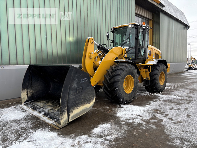 Cat 938M - Utovarivač na kotačima: slika Cat 938M - Utovarivač na kotačima Cat 938M - Utovarivač na kotačima: slika Cat 938M - Utovarivač na kotačima