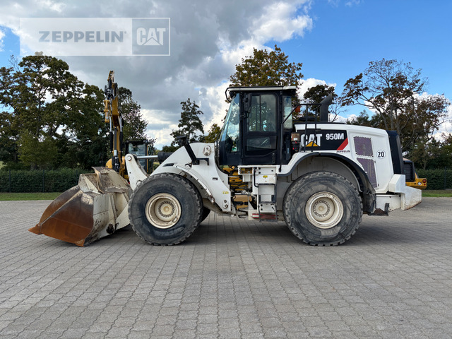 Cat 950M - Utovarivač na kotačima: slika Cat 950M - Utovarivač na kotačima Cat 950M - Utovarivač na kotačima: slika Cat 950M - Utovarivač na kotačima