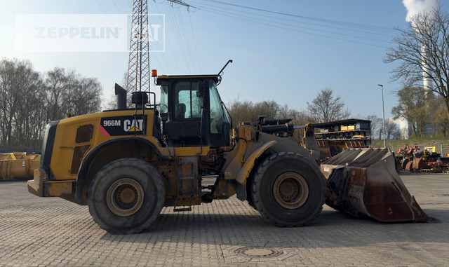 Cat 966M - Utovarivač na kotačima: slika Cat 966M - Utovarivač na kotačima Cat 966M - Utovarivač na kotačima: slika Cat 966M - Utovarivač na kotačima