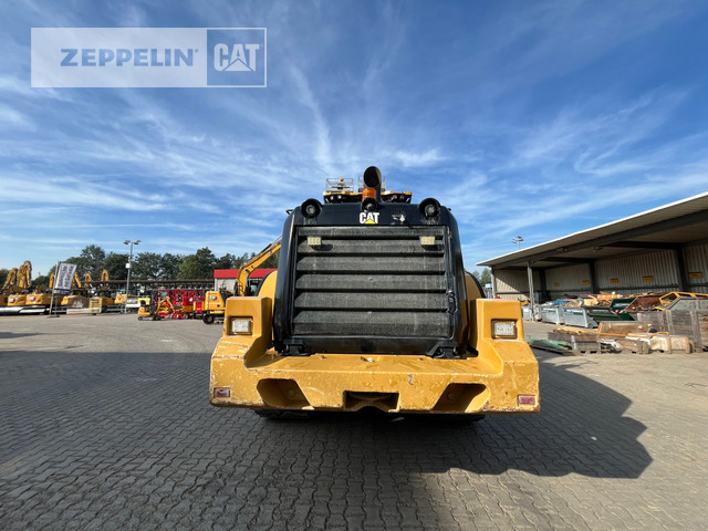 Cat 972MXE - Utovarivač na kotačima: slika Cat 972MXE - Utovarivač na kotačima Cat 972MXE - Utovarivač na kotačima: slika Cat 972MXE - Utovarivač na kotačima