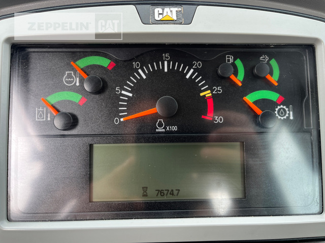 Zakup Cat 982M Cat 982M: slika Zakup Cat 982M Cat 982M