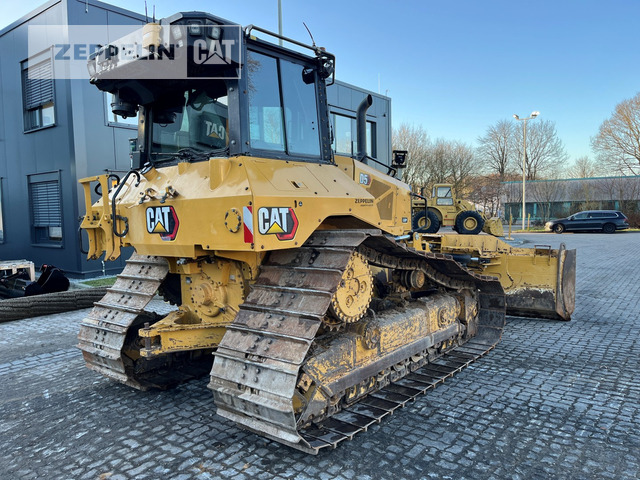 Cat D5 - Buldožer: slika Cat D5 - Buldožer Cat D5 - Buldožer: slika Cat D5 - Buldožer