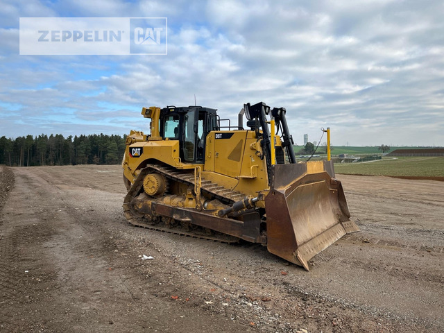 Cat D8T - Buldožer: slika Cat D8T - Buldožer Cat D8T - Buldožer: slika Cat D8T - Buldožer