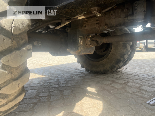 Zakup Cat M315D Cat M315D: slika Zakup Cat M315D Cat M315D