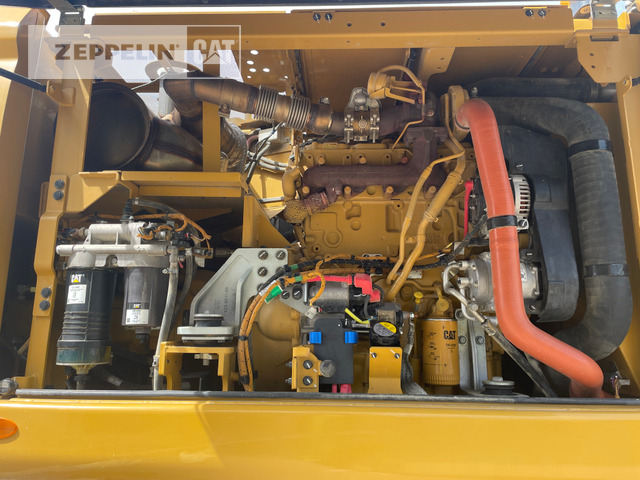 Bager na kotačima Cat M316-07A: slika Bager na kotačima Cat M316-07A