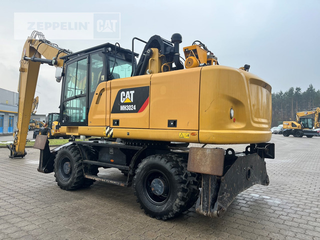 Cat MH3024 - Stroj za rukovanje otpadom: slika Cat MH3024 - Stroj za rukovanje otpadom Cat MH3024 - Stroj za rukovanje otpadom: slika Cat MH3024 - Stroj za rukovanje otpadom
