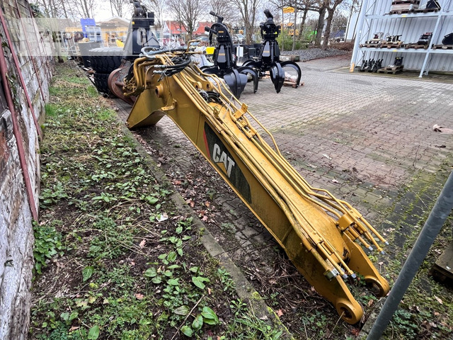 Cat boom 314E - Krak: slika Cat boom 314E - Krak Cat boom 314E - Krak: slika Cat boom 314E - Krak
