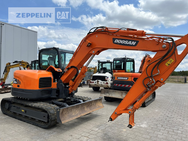 Doosan DX85R-3 - Mini bager: slika Doosan DX85R-3 - Mini bager Doosan DX85R-3 - Mini bager: slika Doosan DX85R-3 - Mini bager