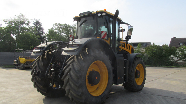 Jcb 8330 - Traktor: slika Jcb 8330 - Traktor Jcb 8330 - Traktor: slika Jcb 8330 - Traktor