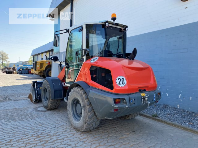 Liebherr L506 - Utovarivač na kotačima: slika Liebherr L506 - Utovarivač na kotačima Liebherr L506 - Utovarivač na kotačima: slika Liebherr L506 - Utovarivač na kotačima
