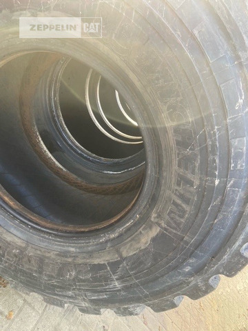 Michelin 4x 20.5R25XHA - Guma za Građevinski strojevi: slika Michelin 4x 20.5R25XHA - Guma za Građevinski strojevi Michelin 4x 20.5R25XHA - Guma za Građevinski strojevi: slika Michelin 4x 20.5R25XHA - Guma za Građevinski strojevi
