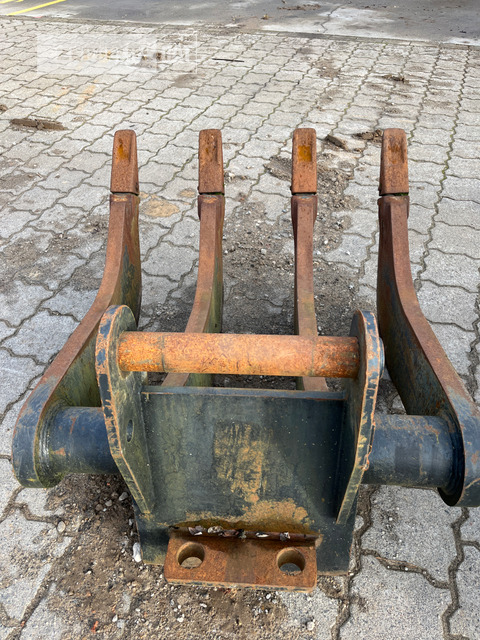 Lehnhoff Roderechen 318F MS10 - Priključak za Građevinski strojevi: slika Lehnhoff Roderechen 318F MS10 - Priključak za Građevinski strojevi Lehnhoff Roderechen 318F MS10 - Priključak za Građevinski strojevi: slika Lehnhoff Roderechen 318F MS10 - Priključak za Građevinski strojevi