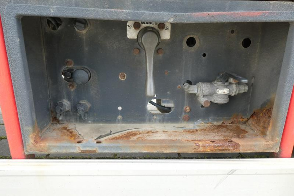 KAESSBOHRER LB4E EX-1 KK LOWBED Tiefladerauflieger AUSZIEHBAR-2x Lenkachsen - Poluprikolica s niskim utovarivačem: slika KAESSBOHRER LB4E EX-1 KK LOWBED Tiefladerauflieger AUSZIEHBAR-2x Lenkachsen - Poluprikolica s niskim utovarivačem KAESSBOHRER LB4E EX-1 KK LOWBED Tiefladerauflieger AUSZIEHBAR-2x Lenkachsen - Poluprikolica s niskim utovarivačem: slika KAESSBOHRER LB4E EX-1 KK LOWBED Tiefladerauflieger AUSZIEHBAR-2x Lenkachsen - Poluprikolica s niskim utovarivačem