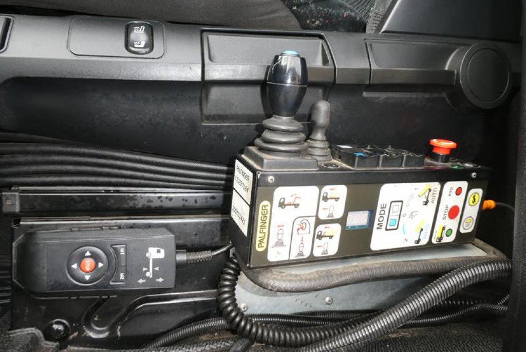 MERCEDES-BENZ Actros neu 2546 L 6x2 Abrollkipper Lenk-Lift Achse - Kamion s kukastom dizalicom: slika MERCEDES-BENZ Actros neu 2546 L 6x2 Abrollkipper Lenk-Lift Achse - Kamion s kukastom dizalicom MERCEDES-BENZ Actros neu 2546 L 6x2 Abrollkipper Lenk-Lift Achse - Kamion s kukastom dizalicom: slika MERCEDES-BENZ Actros neu 2546 L 6x2 Abrollkipper Lenk-Lift Achse - Kamion s kukastom dizalicom