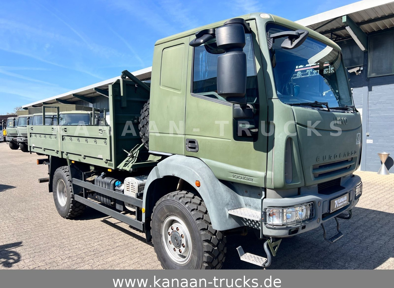 Iveco ML100E22WM-BW 4x4 Miltär Camper Exped 19 TKm - Kamion s otvorenim sandukom: slika Iveco ML100E22WM-BW 4x4 Miltär Camper Exped 19 TKm - Kamion s otvorenim sandukom Iveco ML100E22WM-BW 4x4 Miltär Camper Exped 19 TKm - Kamion s otvorenim sandukom: slika Iveco ML100E22WM-BW 4x4 Miltär Camper Exped 19 TKm - Kamion s otvorenim sandukom