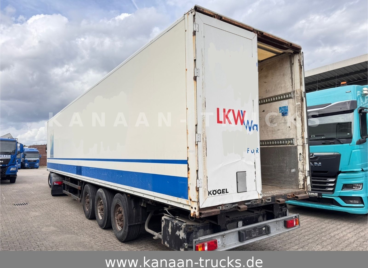 Kögel SPKH 24 Koffer 3-Achser - Poluprikolica sa zatvorenim sandukom: slika Kögel SPKH 24 Koffer 3-Achser - Poluprikolica sa zatvorenim sandukom Kögel SPKH 24 Koffer 3-Achser - Poluprikolica sa zatvorenim sandukom: slika Kögel SPKH 24 Koffer 3-Achser - Poluprikolica sa zatvorenim sandukom