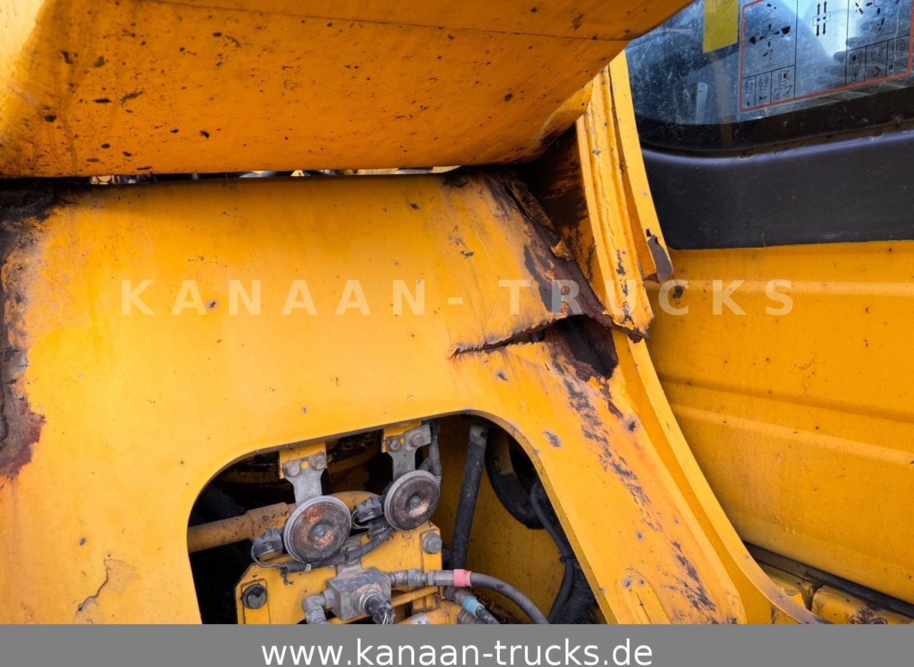 Komatsu PC 210 LCD-8 - Bager gusjeničar: slika Komatsu PC 210 LCD-8 - Bager gusjeničar Komatsu PC 210 LCD-8 - Bager gusjeničar: slika Komatsu PC 210 LCD-8 - Bager gusjeničar