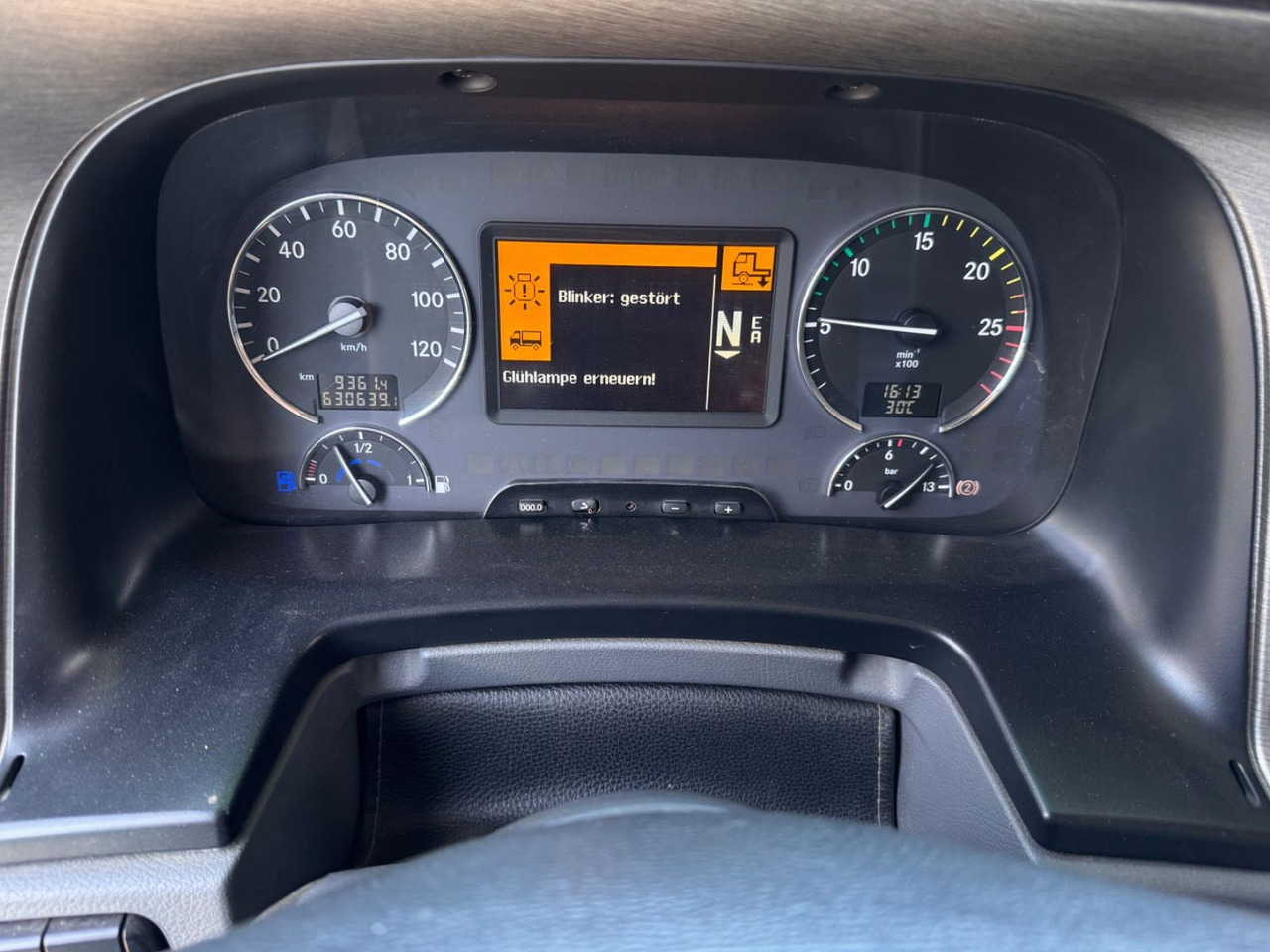Zakup  Mercedes-Benz 1844 Actros MP3 3-SeitenKipper Getreide Pritsche Mercedes-Benz 1844 Actros MP3 3-SeitenKipper Getreide Pritsche: slika Zakup  Mercedes-Benz 1844 Actros MP3 3-SeitenKipper Getreide Pritsche Mercedes-Benz 1844 Actros MP3 3-SeitenKipper Getreide Pritsche
