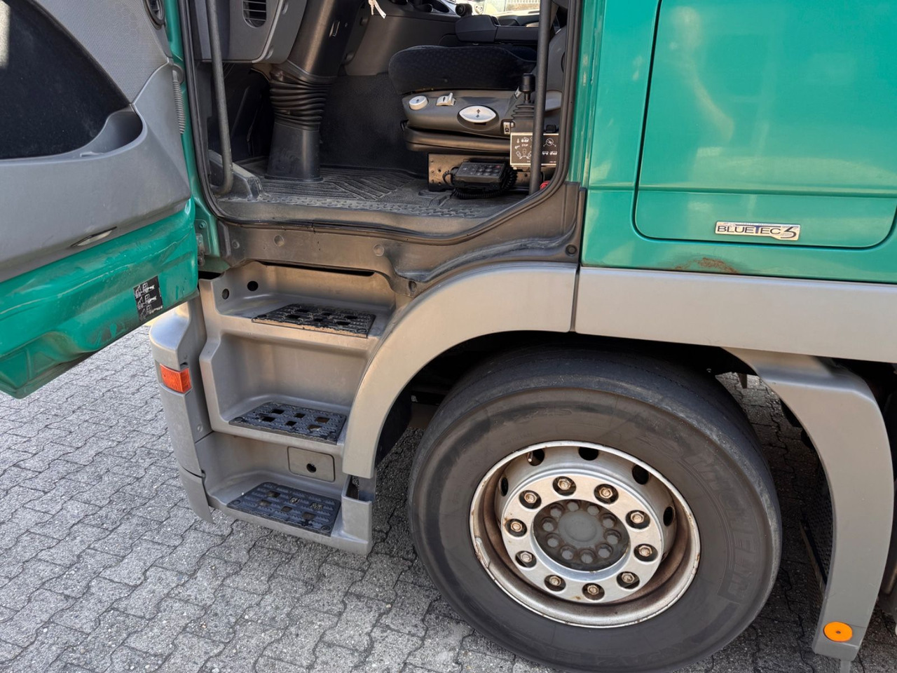 Zakup  Mercedes-Benz 1844 Actros MP3 3-SeitenKipper Getreide Pritsche Mercedes-Benz 1844 Actros MP3 3-SeitenKipper Getreide Pritsche: slika Zakup  Mercedes-Benz 1844 Actros MP3 3-SeitenKipper Getreide Pritsche Mercedes-Benz 1844 Actros MP3 3-SeitenKipper Getreide Pritsche